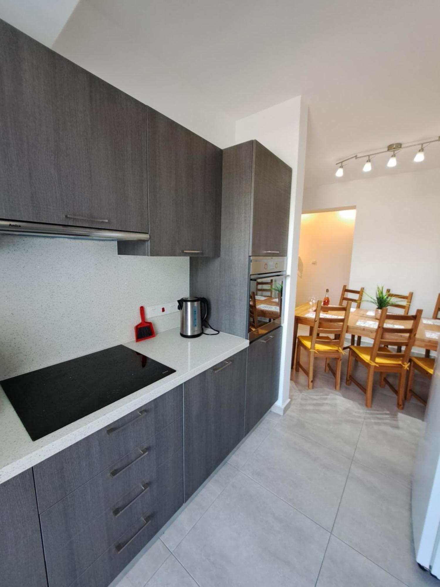 Albert'S Apartment St Lazarus 402 B - First Floor Λάρνακα Εξωτερικό φωτογραφία